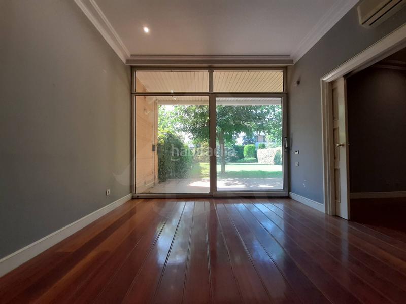 Foto 80023482-16f6-445c-8869-dbdbd60ce07a. Casa diseñada para vivir en ella! en Avenida Madrid Logroño