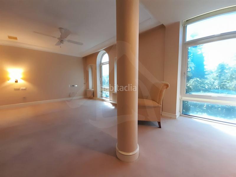Foto 960f7cc2-5e8c-460f-911d-185775757f97. Casa diseñada para vivir en ella! en Avenida Madrid Logroño