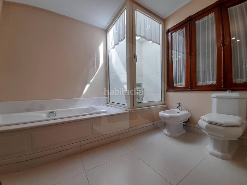 Foto a91945c0-eab9-48a6-b057-18c9eddbf8d4. Casa diseñada para vivir en ella! en Avenida Madrid Logroño