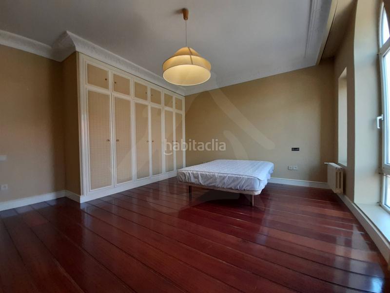 Foto bf6aec85-da0c-4a75-a8d8-33b719cb227f. Casa diseñada para vivir en ella! en Avenida Madrid Logroño
