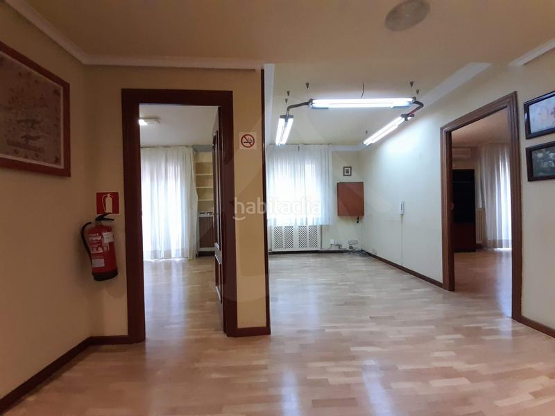 Foto 51a02bc0-5cfe-4c23-bb8e-113551c4c157. Rent office space in Casco Antiguo Logroño
