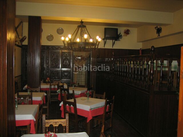 Foto 950cb8cf-1796-41f7-b445-0713fe10b294. Local comercial a Jesuitas Logroño