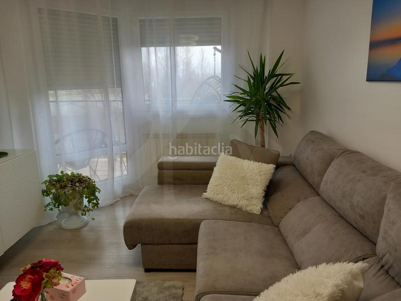 Foto 5af13b8e-b16e-4de2-9b77-a32326ddbab8. Pis amb calefacció piscina a Nalda