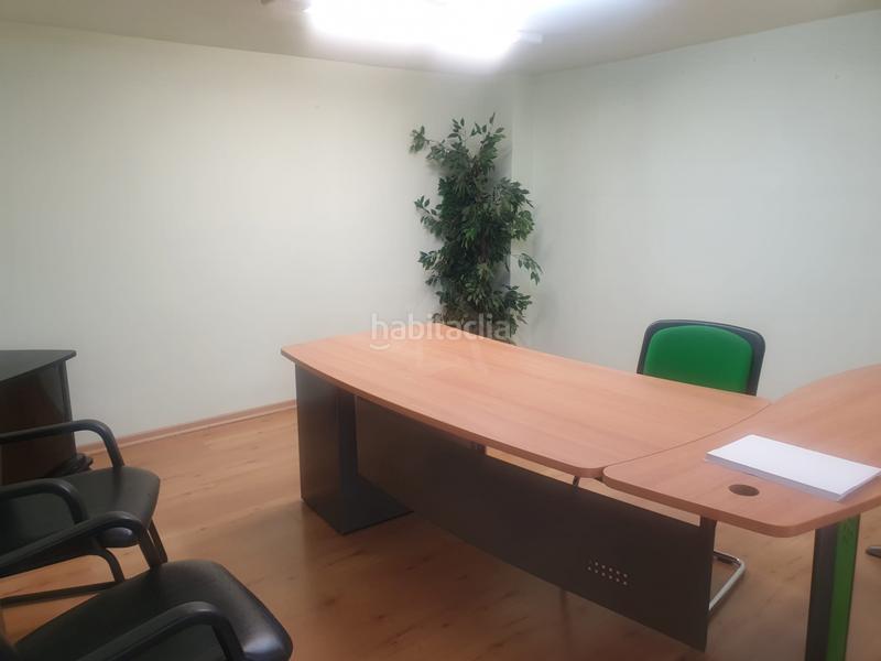 Foto 77195731-cb54-4ac4-acd2-91b61894ae26. Oficina amb calefacció aparcament a Gran Via Logroño