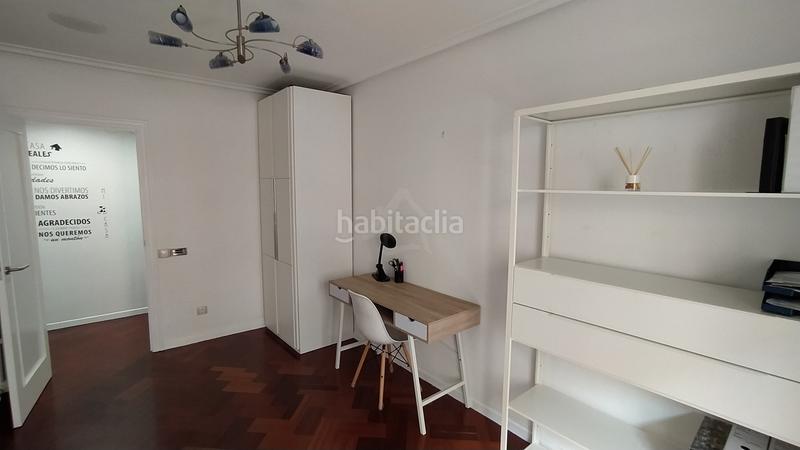 Foto c5ba3ba2-68e4-40d7-bc5c-0779944f1061. Pis amb calefacció aparcament a San Adrián Logroño
