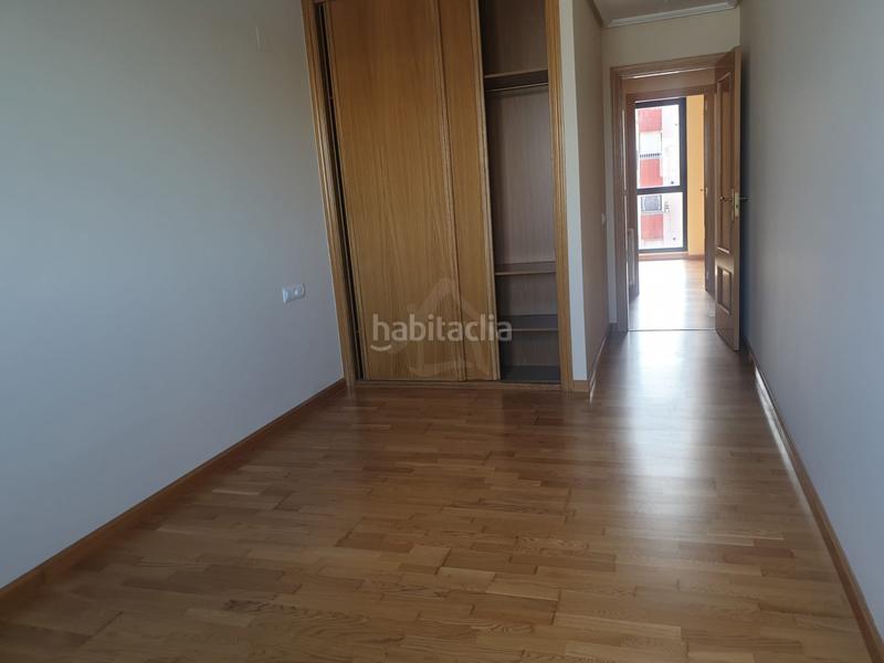 Foto d08b7b0b-783d-466e-b83f-386e4d6aaf7a. Piso , se encuentra este espectacular piso a estrenar en venta que te está esperando para que lo descubras. con una distribució en Viana