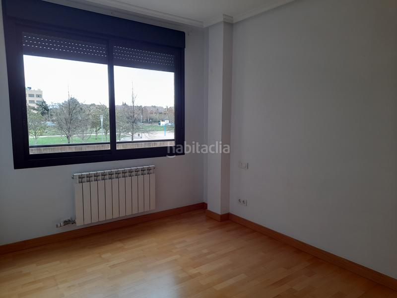 Foto 0b0b58da-2383-4841-9fc7-7a790ca1a872. Appartement avec chauffage parking piscine dans La Cava - Fardachón Logroño