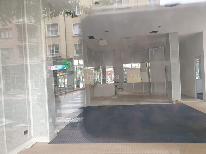 Foto 4589b2e3-7703-4eae-8a6b-9e2680115691. Local comercial a Jesuitas Logroño