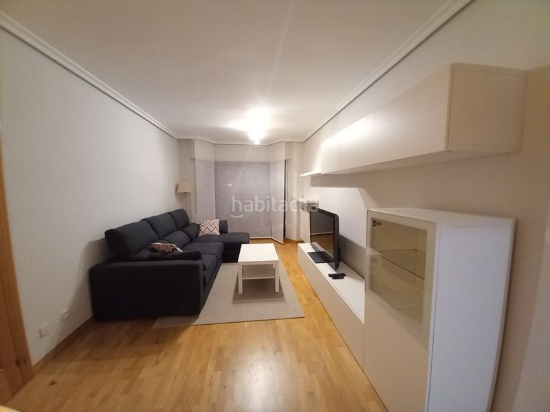 Foto 20187fde-f479-45e5-b638-59b9a1abd4b7. Lloguer pis amb calefacció a Gran Via Logroño