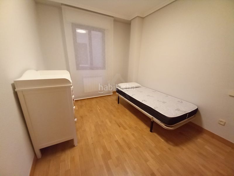 Foto 931079fd-83bc-4212-b408-ad3f2399ae08. Lloguer pis amb calefacció a Gran Via Logroño