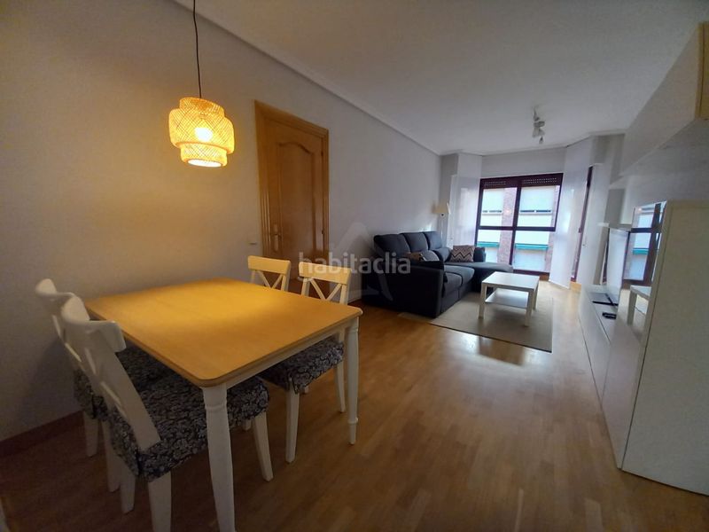 Foto e25e4e4d-ea75-46e6-bfec-52d007e25d90. Lloguer pis amb calefacció a Gran Via Logroño