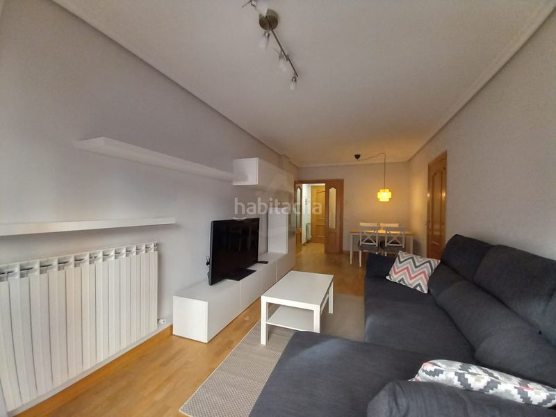 Foto f9ef42f9-2b3b-471a-adff-12cf5639e631. Lloguer pis amb calefacció a Gran Via Logroño