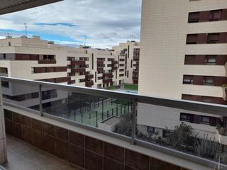 Etagenwohnung  Logroño - marques de larios. Las fotos de la vivienda no coresponde con la vivienda que se ve
