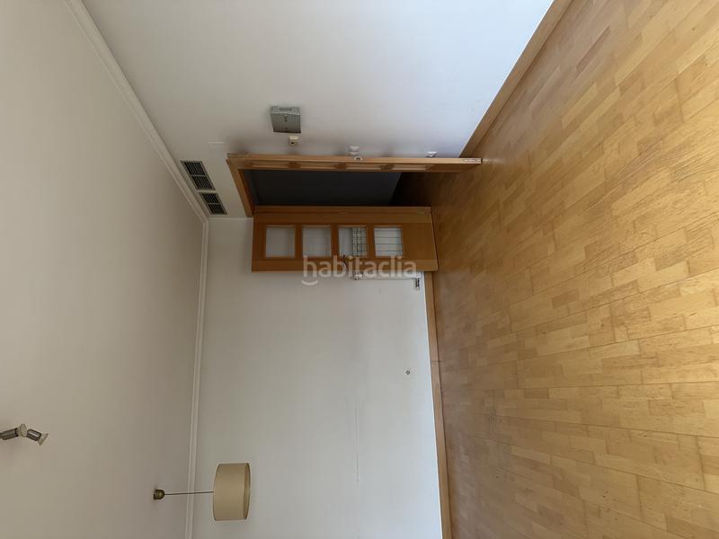 Foto 387efac8-ee3d-496b-ad07-e7fb126c56d7. Piso presentamos una oportunidad espectacular para adquirir un piso en venta en la hermosa ciudad , situado en la atractiva z en Logroño