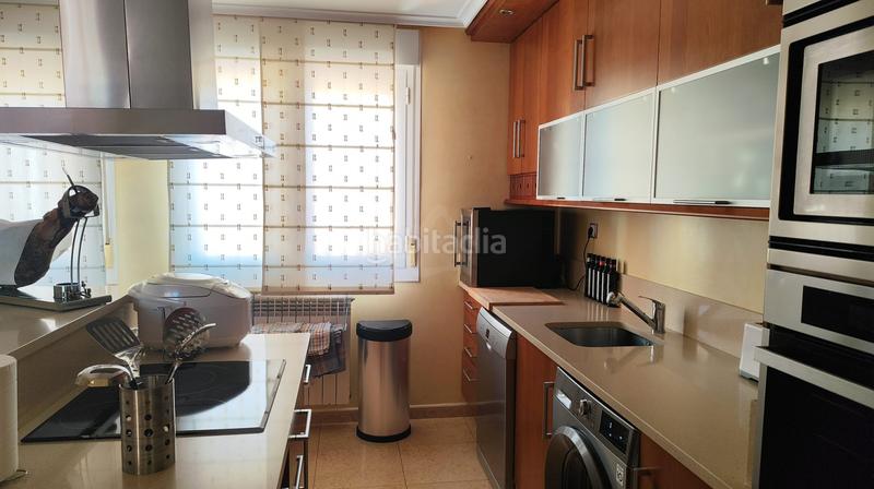 Foto cf2c6f75-128b-40a9-9f0d-ccfdf7173231. Ático exclusivo piso dúplex presentamos un magnífico piso dúplex en venta, en . esta propi en Murillo de Río Leza