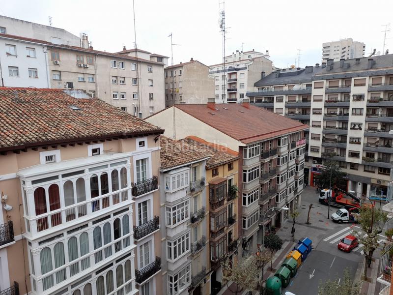 Foto 9d64da26-dd87-4632-93d9-ce138d6971cf. Appartamento con riscaldamento parcheggio in Gran Via Logroño