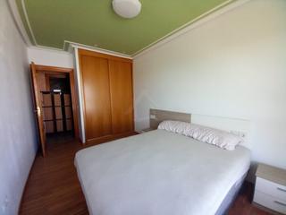 Pis  Lardero - cl donantes de sangre. Piso de 3 habitaciones y dos baños en lardero. edificio con asce