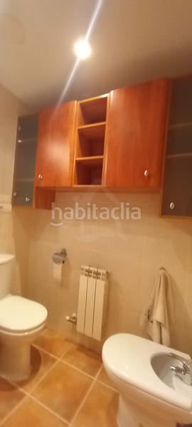 Foto 5f83a7e9-0cac-4150-a9af-6ef527c029f9. Piso exclusiva!! compra piso y vive en un residencial con piscina. tienes 3 habitaciones, salón, cocina y dos baños. toda en Lardero