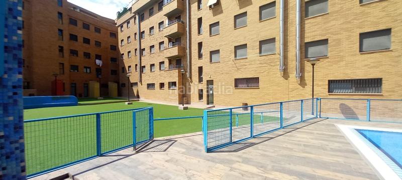 Foto 6660c522-7b30-4697-b18c-c966adc87454. Piso exclusiva!! compra piso y vive en un residencial con piscina. tienes 3 habitaciones, salón, cocina y dos baños. toda en Lardero