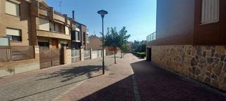 Casa adossada  Lardero - los olivos 15. Exclusiva en unirioja  quieres sentir el placer de tenerlo casi