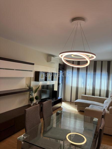 Foto 5a5b94e7-396a-49a0-8e18-63ac2d24b7b0. Pis amb calefacció aparcament a La Cava - Fardachón Logroño