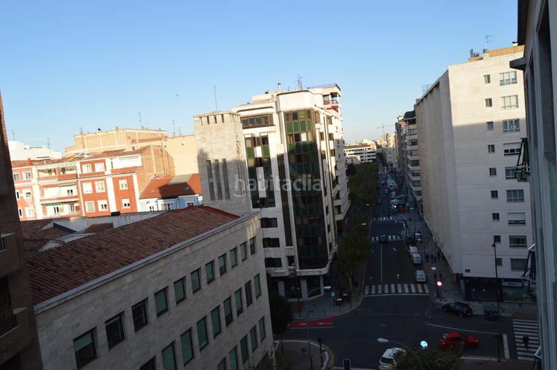 Foto de300ef8-2f05-48ae-a5a6-7efa45d54f06. Pis amb calefacció a Gran Via Logroño