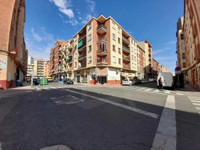 Foto c19d5a9c-3fd7-4072-8a94-c7bb0839b9e4. Appartamento con riscaldamento in San Millán - Ayuntamiento Logroño