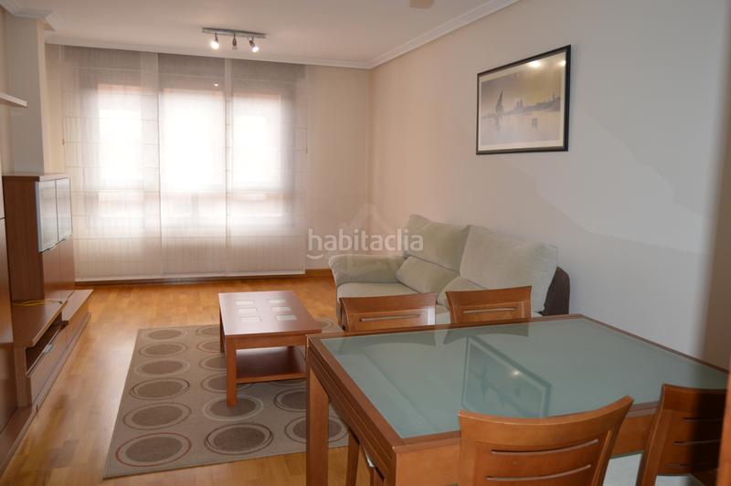 Foto 0ddb4d63-d843-4147-b1d8-e4179ee0730b. Flat with heating pool in Cascajos - Piqueras Logroño