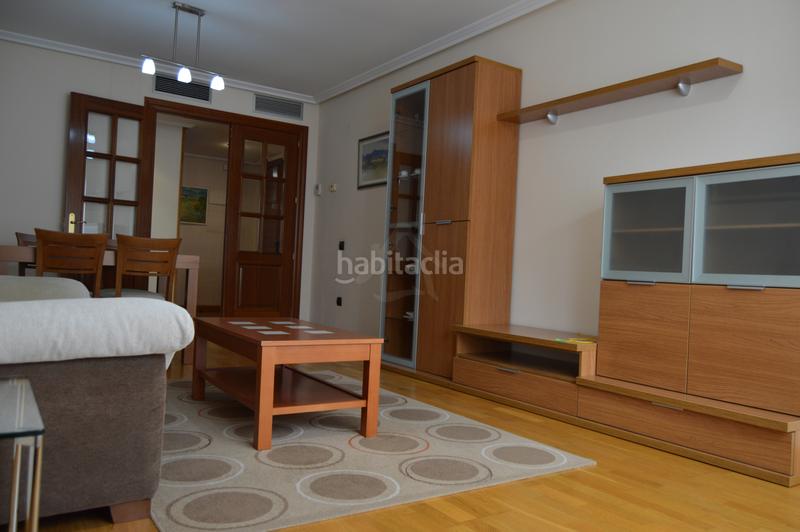 Foto 102f1f09-6c61-4de7-b0b5-7578210c9fc3. Flat with heating pool in Cascajos - Piqueras Logroño