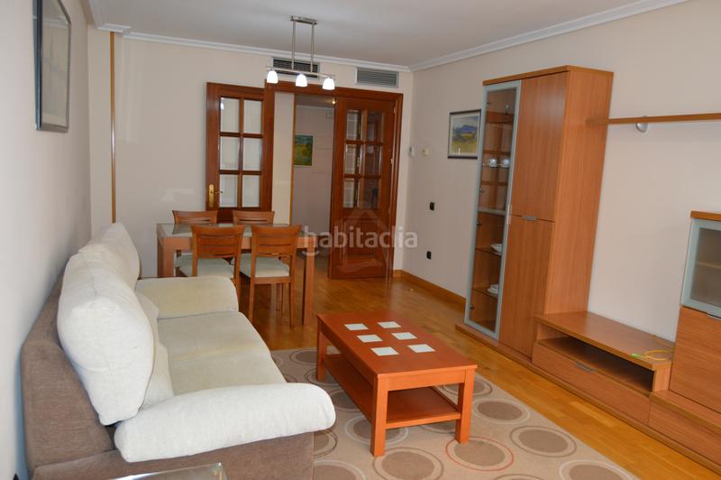 Foto 77331908-b9d1-4d0c-b9e4-ea5cbd16a70c. Flat with heating pool in Cascajos - Piqueras Logroño