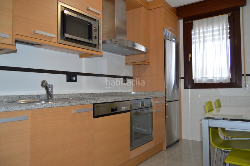 Foto 8c1d2d3d-3679-434f-b6dc-2d4ab7ab6474. Flat with heating pool in Cascajos - Piqueras Logroño