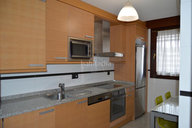 Foto 91033c26-aabb-4c6d-9993-53b651e25aea. Flat with heating pool in Cascajos - Piqueras Logroño