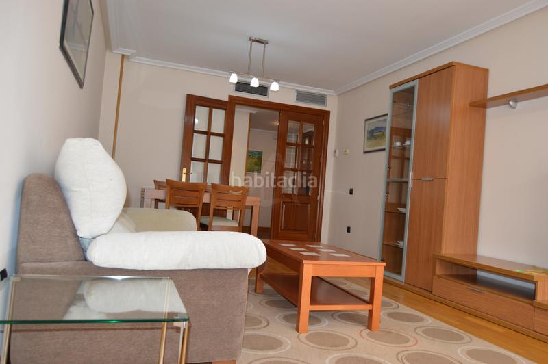 Foto e46d1095-ff60-4d9b-85e7-8ba4f036082a. Flat with heating pool in Cascajos - Piqueras Logroño