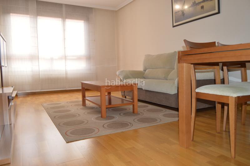 Foto fcf468d6-00b4-47b5-8842-76a03dad952c. Flat with heating pool in Cascajos - Piqueras Logroño