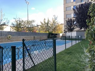 Pis  Logroño - avenida moncalvillo. Apartamento en la guindalera para entrar a vivir.