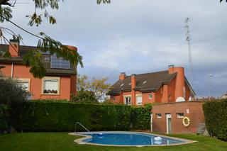 Penthouse  Logroño - tr avenida de madrid. Presentamos una espectacular vivienda pareada que combina comodi