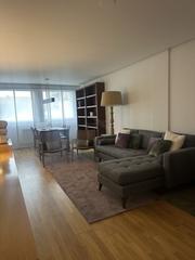 Piso  Lardero - cl independencia. Quieres vivir en un residencial con piscina climatizada y poder