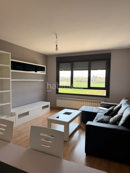 Foto 5a20d603-15f6-45b0-ad36-1e3f686a2a56. Pis amb calefacció aparcament a La Cava - Fardachón Logroño