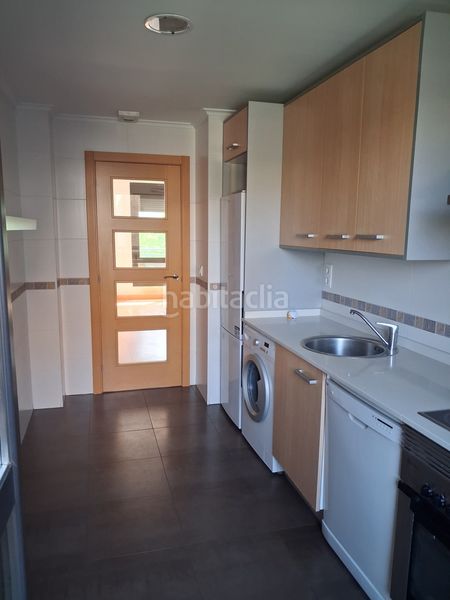 Foto 3a072b58-e13b-4291-8f00-4f33d2004e84. Pis amb calefacció aparcament a La Cava - Fardachón Logroño