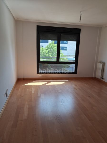 Foto 74235f3b-49fb-47a4-b81c-33176422b04f. Pis amb calefacció aparcament a La Cava - Fardachón Logroño