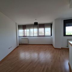 Pis  Lardero - cl rio linares. Exclusiva oportunidad de adquirir un moderno piso en la vibrante