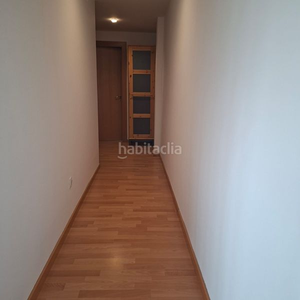 Foto 076a8f12-fff7-4cde-afd8-1e79ce76948e. Pis amb calefacció aparcament a Lardero