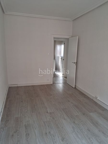 Foto 8ca8ab23-0b2c-436e-ade1-8adefe728b45. Pis amb calefacció a Gran Via Logroño