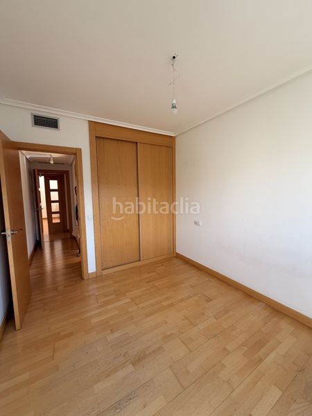 Foto 6ca13b63-c9f0-4891-bb81-1f22c45c9bc2. Flat with heating parking pool in Cascajos - Piqueras Logroño