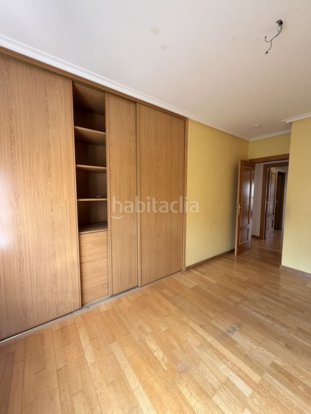 Foto cb1d8dc5-5cbd-4a8c-8993-e3094831dc73. Pis amb calefacció aparcament piscina a Cascajos - Piqueras Logroño