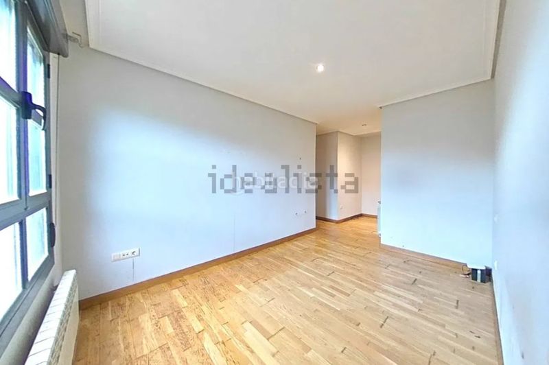 Foto 233a37ec-2bbb-45a9-9e33-551985eec700. Pis a Haro