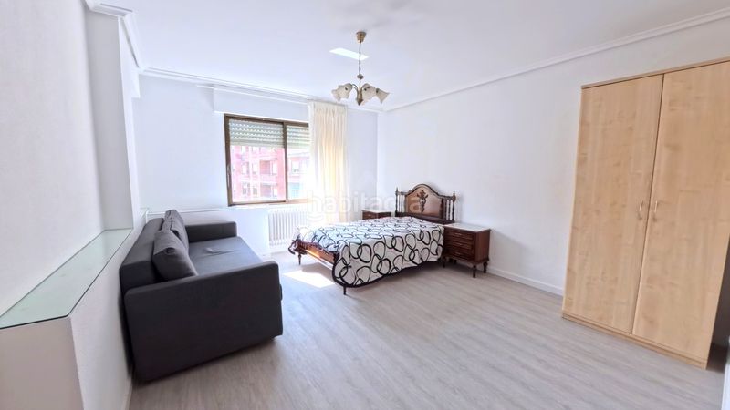Foto 688d4be9-7ab3-4d16-a132-15a4180774ed. Flat with heating in Gran Via Logroño