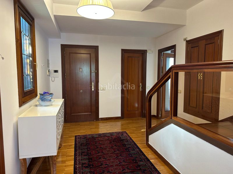 Foto aa4000bb-74ce-4f78-9221-9f3bed44783f. Casa aparellada amb calefacció aparcament piscina a Logroño