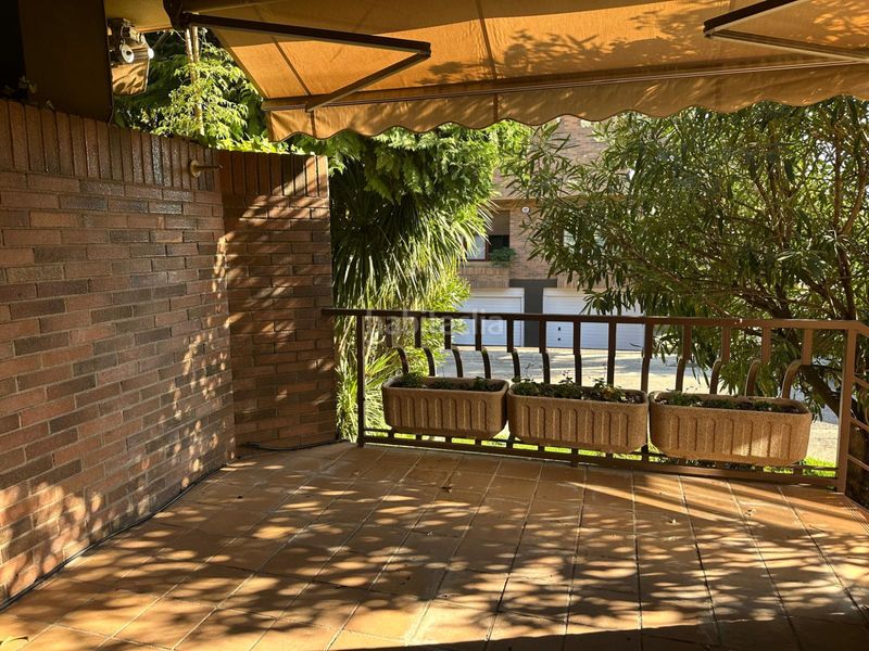 Foto e2aa523c-9723-4f64-8d84-c3dde59c755a. Casa aparellada amb calefacció aparcament piscina a Logroño