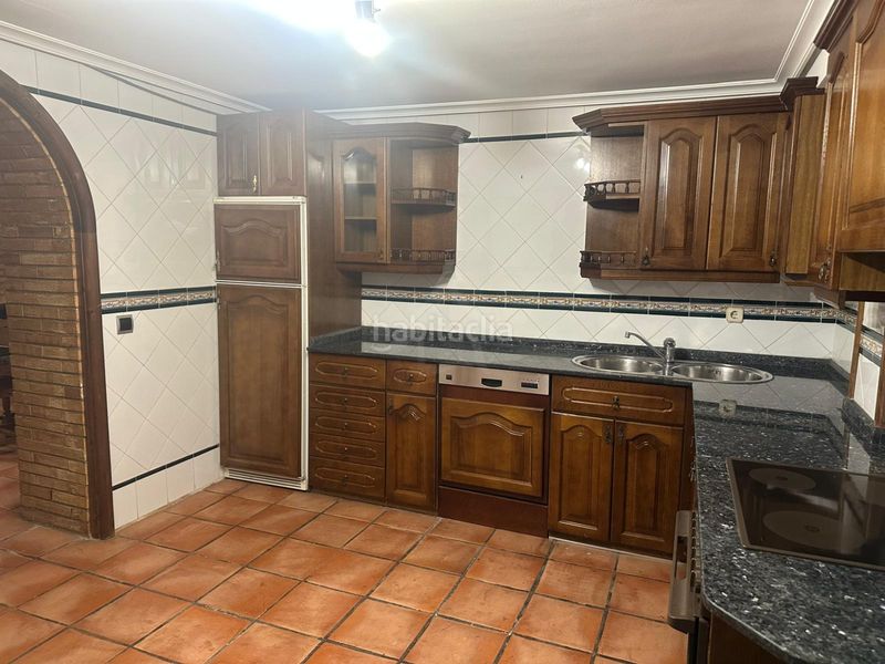Foto 9699b9ce-b93c-4b39-a1bd-b2eb0701b269. Casa pareada en Avenida Madrid Logroño